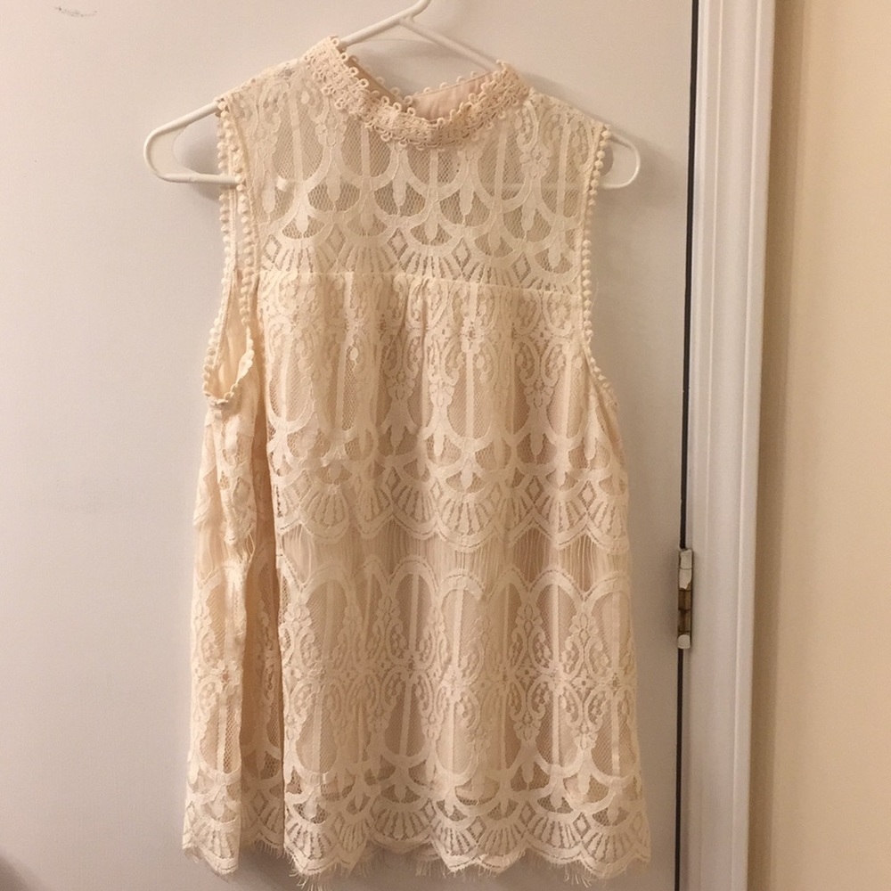 Beautiful high neck tank, perfect for holidays!